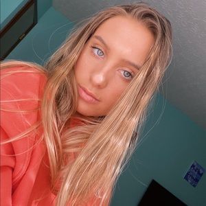 Meet your Posher, Lilly